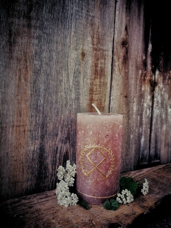 Ritualkerze Othala – Bild 2