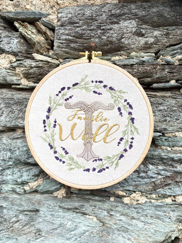 Hochzeitsbild Irminsul Lavendel